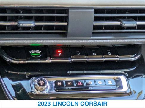 Used 2023 Lincoln Corsair FWD image 19