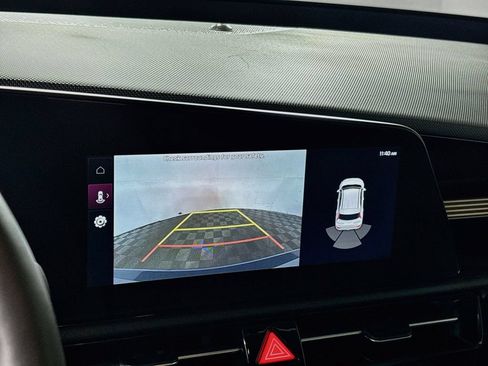 Certified 2023 Kia Niro Wind FWD image 18