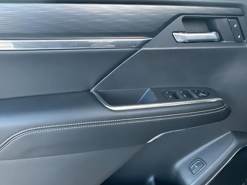 New 2026 GMC Acadia Elevation FWD image 11