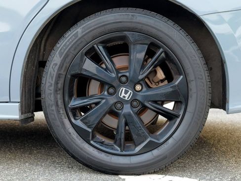 Used 2023 Honda Odyssey Sport image 12