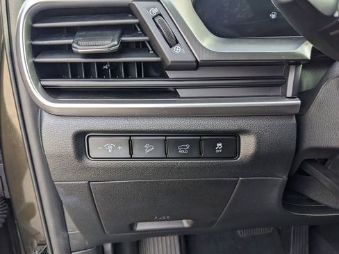 Certified 2025 Kia Telluride S FWD image 32