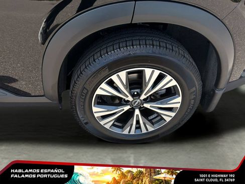 Used 2023 Nissan Rogue SV FWD image 32