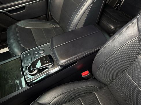 Used 2017 Mercedes-Benz GLS 550 GLS 550 Sport Utility 4D w/ Driver Assistance Package image 45