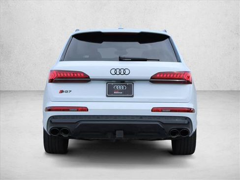 Used 2023 Audi SQ7 Prestige w/ Prestige Package AWD/4WD image 8