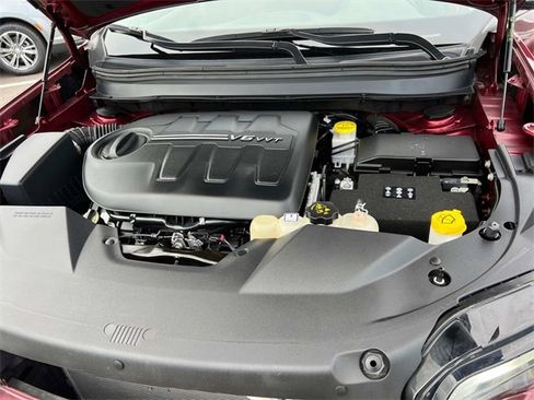 Used 2021 Jeep Cherokee Latitude Lux image 9