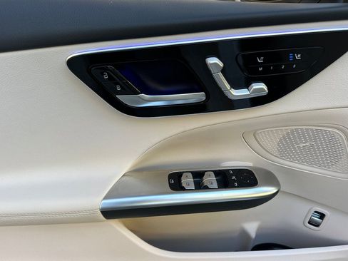 Certified 2025 Mercedes-Benz C 300 4MATIC Sedan image 26