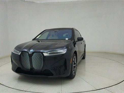 Used 2024 BMW iX xDrive50 w/ Premium Package image 63