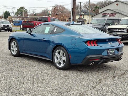 New 2026 Ford Mustang Coupe image 4
