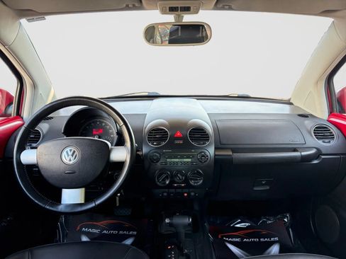 Used 2009 Volkswagen Beetle Coupe FWD image 20
