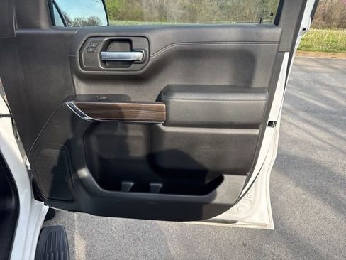 Used 2019 Chevrolet Silverado 1500 LT w/ All-Star Edition image 9