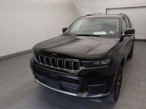 Used 2023 Jeep Grand Cherokee L Limited AWD/4WD image 15