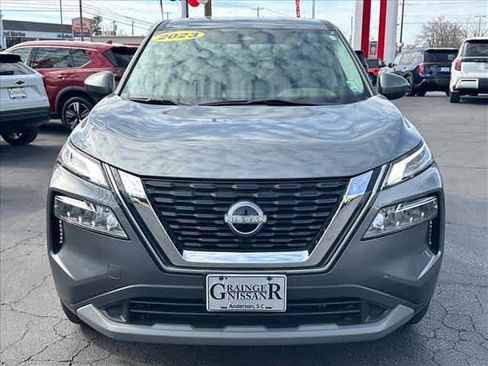 Used 2023 Nissan Rogue SV image 8