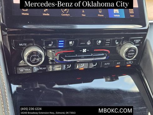 Used 2023 Jeep Grand Cherokee L Summit AWD/4WD image 16