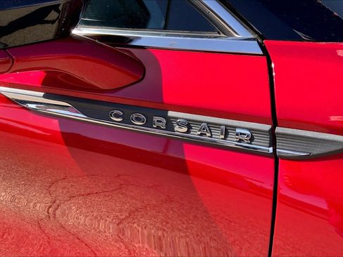 Used 2022 Lincoln Corsair AWD w/ Equipment Group 101A image 10