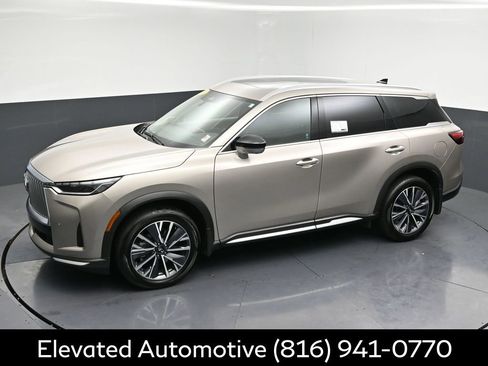 Certified 2026 INFINITI QX60 Luxe w/ Cargo Package AWD/4WD image 33