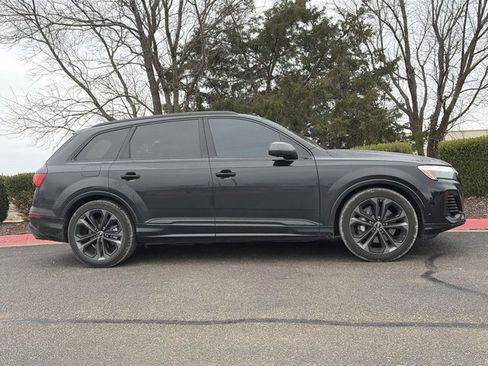 Used 2025 Audi Q7 3.0T Prestige image 2