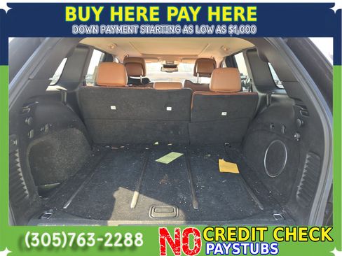 Used 2011 Jeep Grand Cherokee Overland Summit AWD/4WD image 12