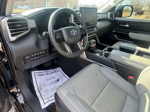 Used 2024 Toyota Tundra Limited image 17