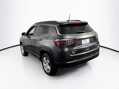 Used 2022 Jeep Compass Latitude w/ Convenience Group AWD/4WD image 7