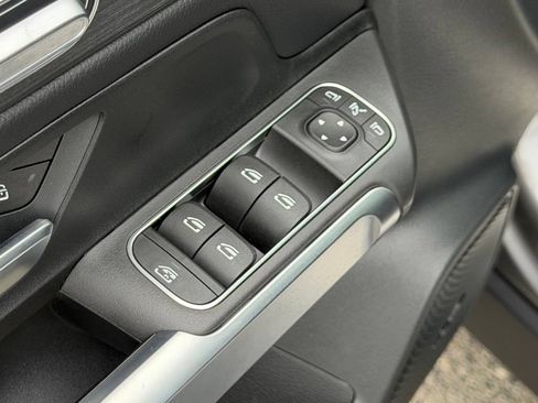 Certified 2026 Mercedes-Benz GLB 250 image 19
