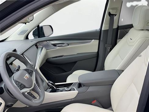 Certified 2023 Cadillac XT5 Premium Luxury w/ Technology Package image 13