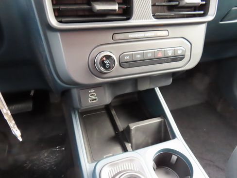 New 2026 Ford Maverick XL image 13