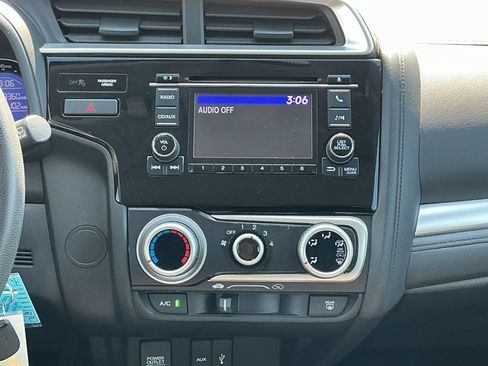 Used 2015 Honda Fit LX image 30