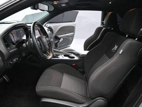 Used 2021 Dodge Challenger R/T Scat Pack RWD image 9