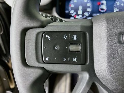 Used 2026 Land Rover Defender 110 S AWD/4WD image 10