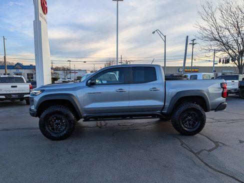 Used 2024 Chevrolet Colorado ZR2 w/ ZR2 Bison Edition image 6