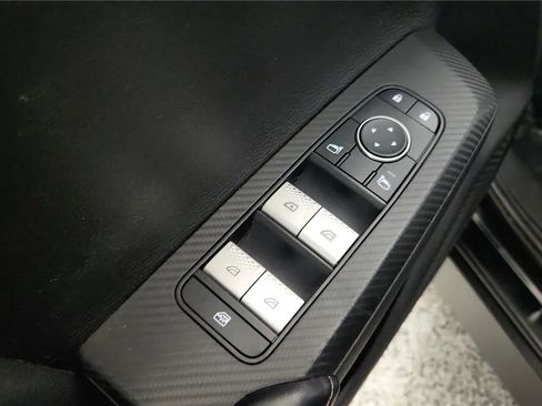 Used 2023 Mitsubishi Outlander ES AWD/4WD image 28