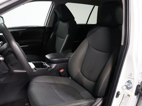 Certified 2024 Toyota RAV4 LE image 25