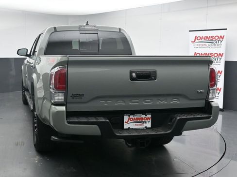 Used 2023 Toyota Tacoma TRD Sport AWD/4WD image 7