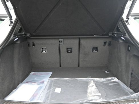 New 2026 Porsche Macan S image 30