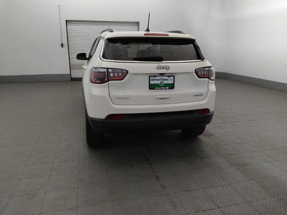 Used 2018 Jeep Compass Latitude w/ Popular Equipment Group AWD/4WD image 6