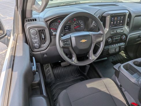 Used 2021 Chevrolet Silverado 1500 W/T w/ WT Value Package AWD/4WD image 14