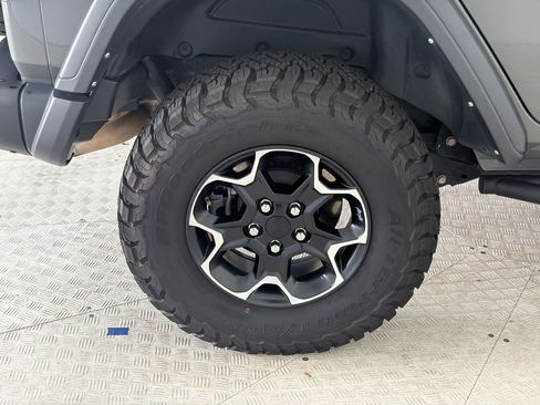 Used 2021 Jeep Wrangler Unlimited Rubicon 4xe w/ Steel Bumper Group AWD/4WD image 12