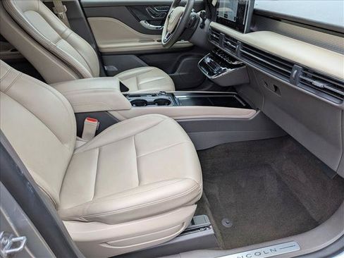 Used 2023 Lincoln Corsair FWD image 20