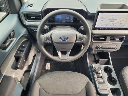 New 2025 Ford Maverick XL image 12