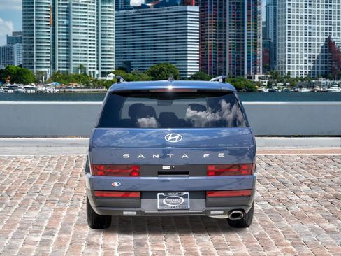 Used 2025 Hyundai Santa Fe SEL image 6