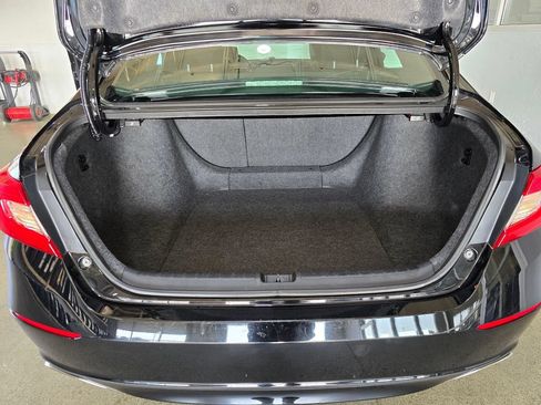 Used 2018 Honda Accord Sport image 27