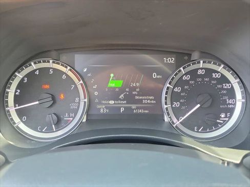Used 2024 Toyota Highlander LE FWD image 25