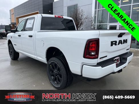 New 2026 RAM 2500 Big Horn AWD/4WD image 17