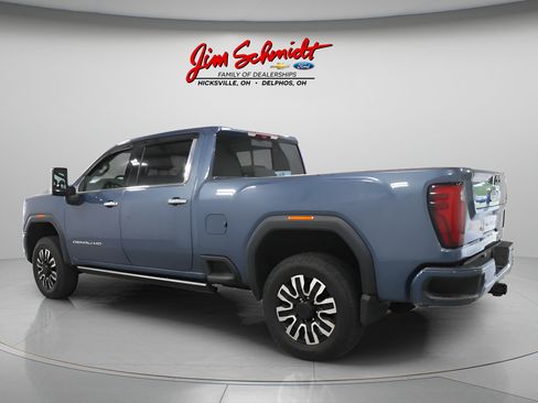 Used 2025 GMC Sierra 2500 Denali Ultimate AWD/4WD image 4
