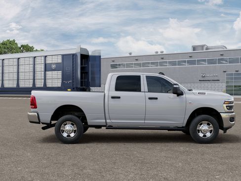 New 2025 RAM 2500 Tradesman AWD/4WD image 25