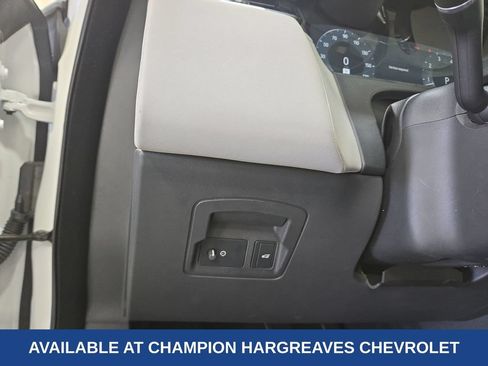 Used 2025 Land Rover Range Rover Velar Dynamic SE AWD/4WD image 23