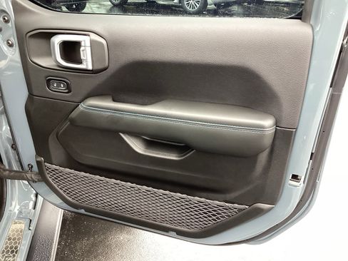 Used 2024 Jeep Wrangler Unlimited Rubicon 4xe image 27