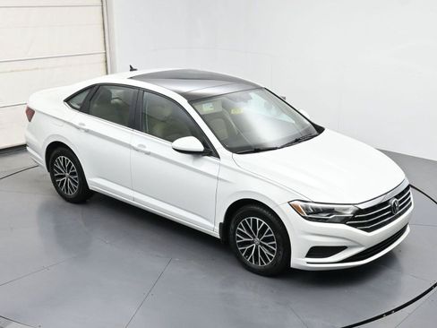 Used 2021 Volkswagen Jetta SE w/ SE Cold Weather Package FWD image 34