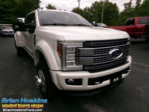 Used 2017 Ford F450 Platinum w/ Platinum Ultimate Package AWD/4WD image 1
