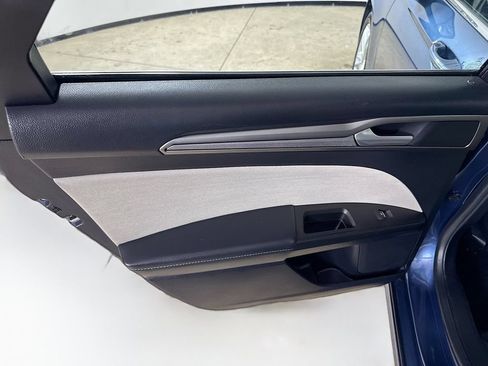 Used 2018 Ford Fusion S FWD image 21